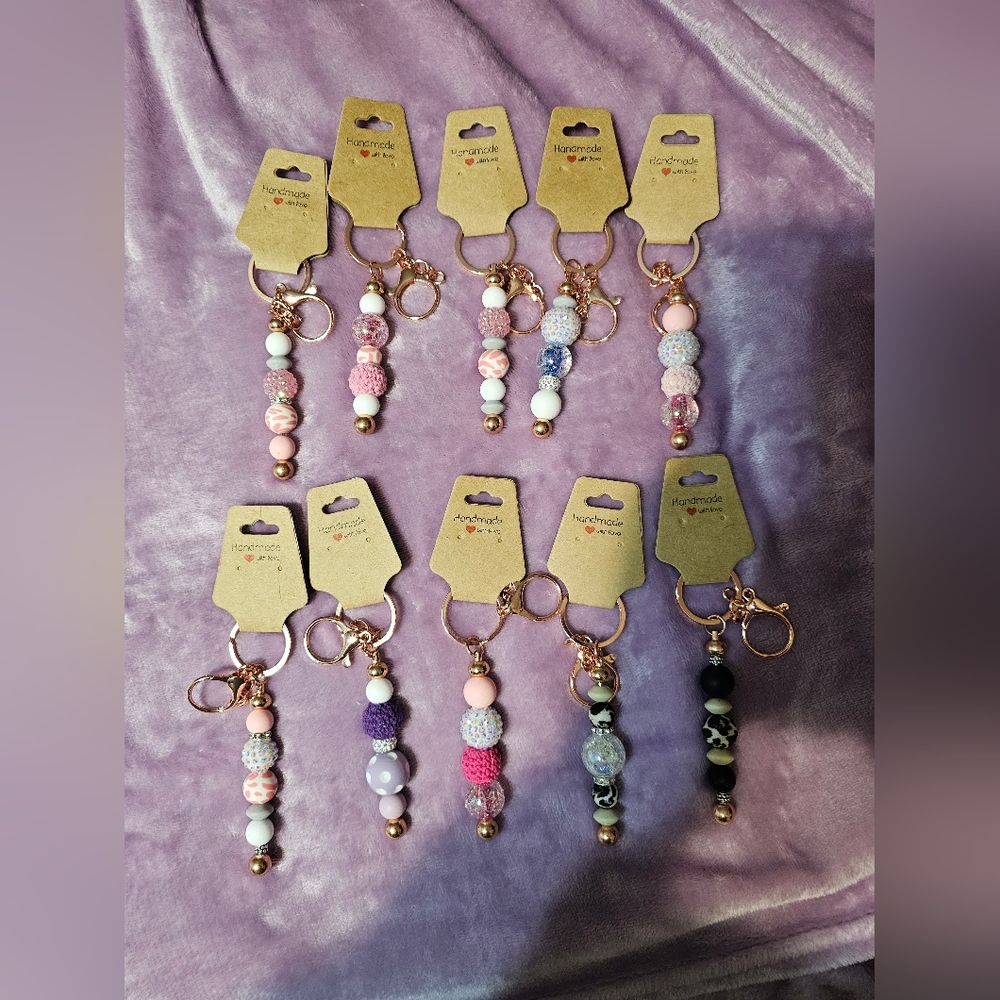 Keychain Purse Holder In Beautiful Beaded Designs.